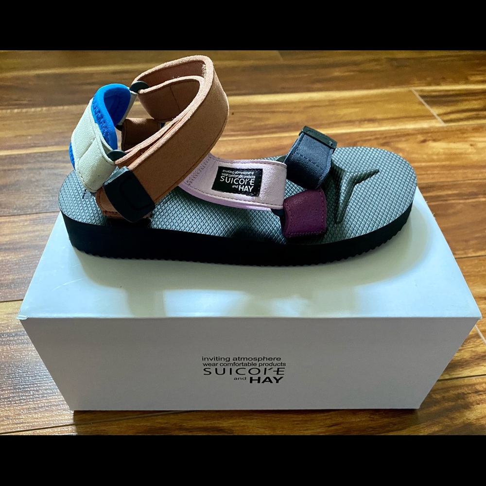 BRAND NEW SUICOKE